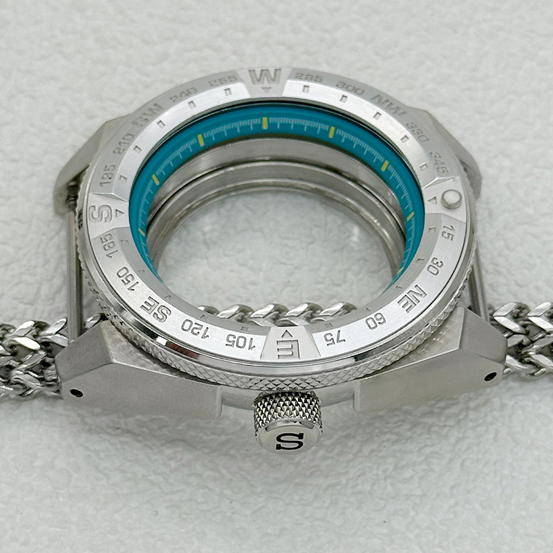 علبة ساعة ساموراي كينج من مود  - مراجعة Citizen Watch Tsuyosa وسعره