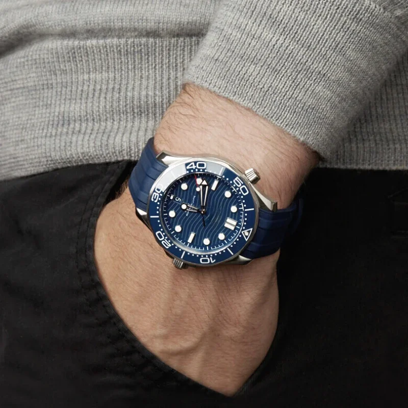 20 مللي متر منحني نهاية المطاط - مراجعة Omega Watch Seamaster وسعره