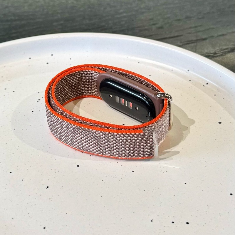 حزام ساعة رياضي من النايلون ال - مراجعة Sport Loop Velcro وسعره