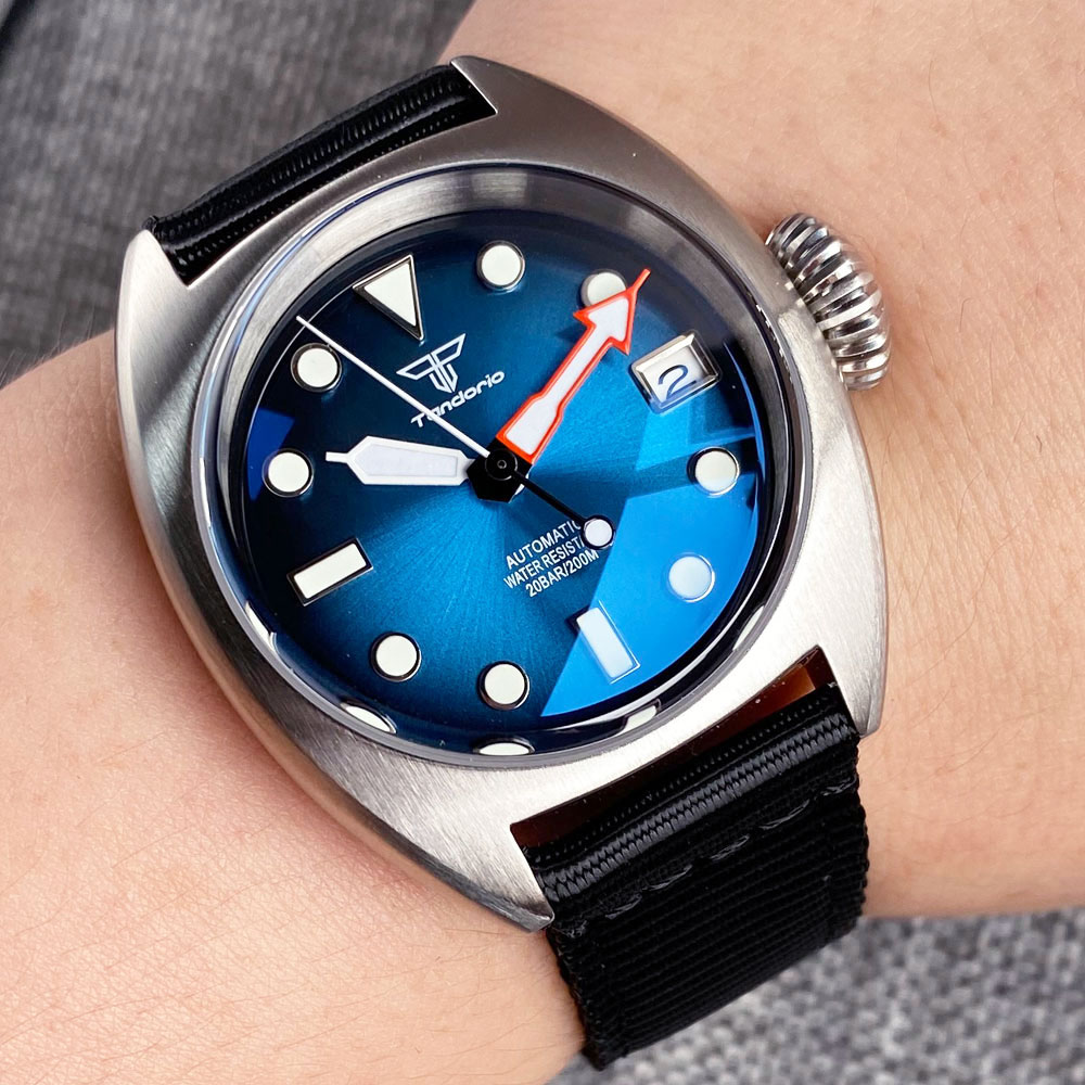 36 مللي متر غواص عسكري ساعة مي - مراجعة Seiko Watch 5 Sports وسعره